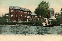 Sanitarium_on_Bay_Shore_Alameda_CA