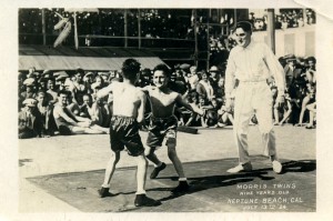 Morris Twins, Nine Years Old, Neptune Beach, Cal. July 13, 1924                       